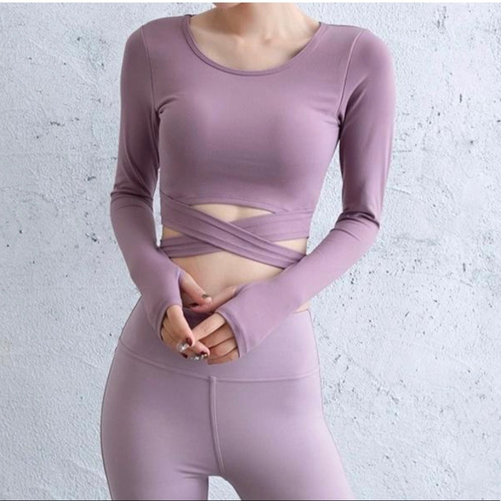 Astoria activewear top